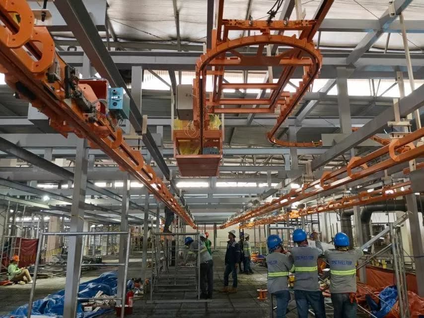 Overhead conveyor installation